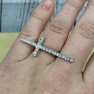 Cross Ring with Stretch Band